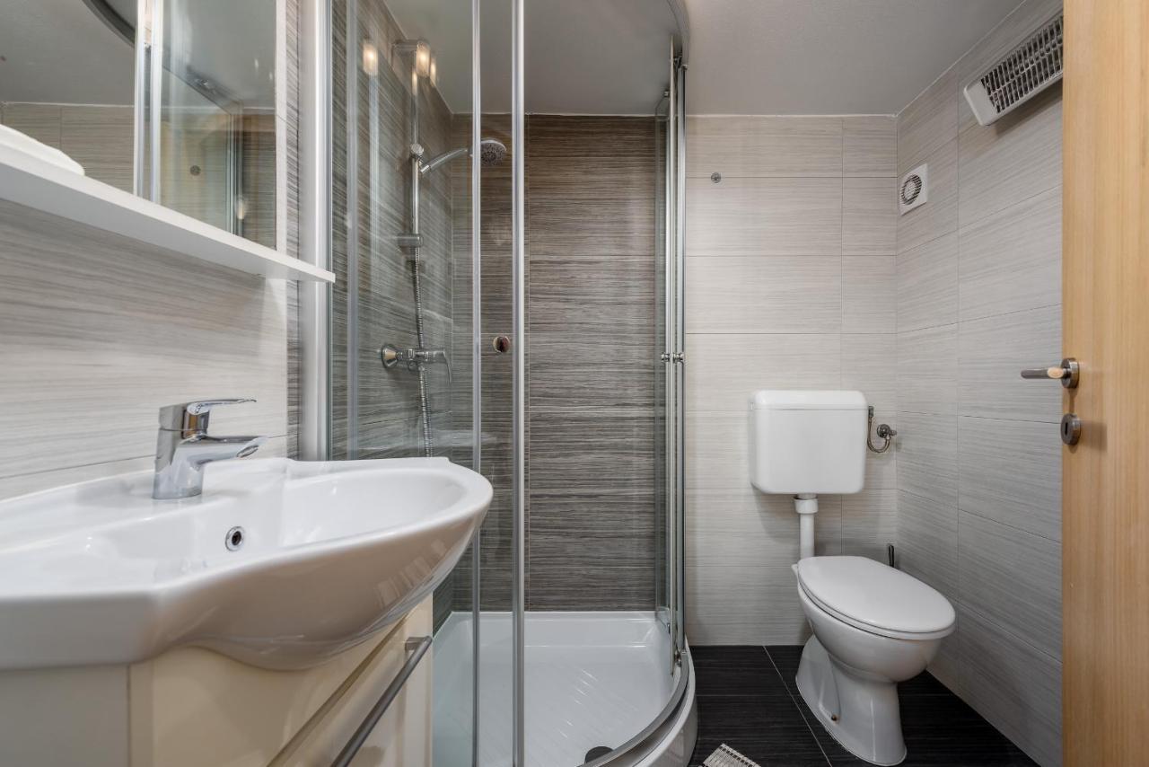 Apartments Dante Umag Kültér fotó