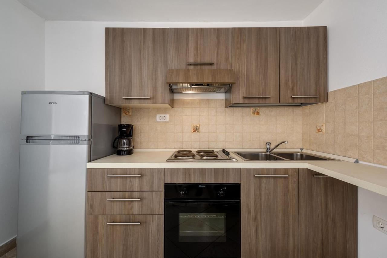 Apartments Dante Umag Kültér fotó