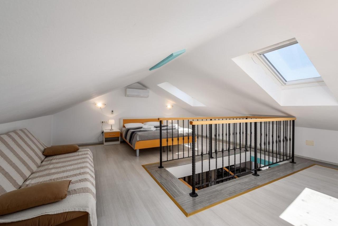 Apartments Dante Umag Kültér fotó