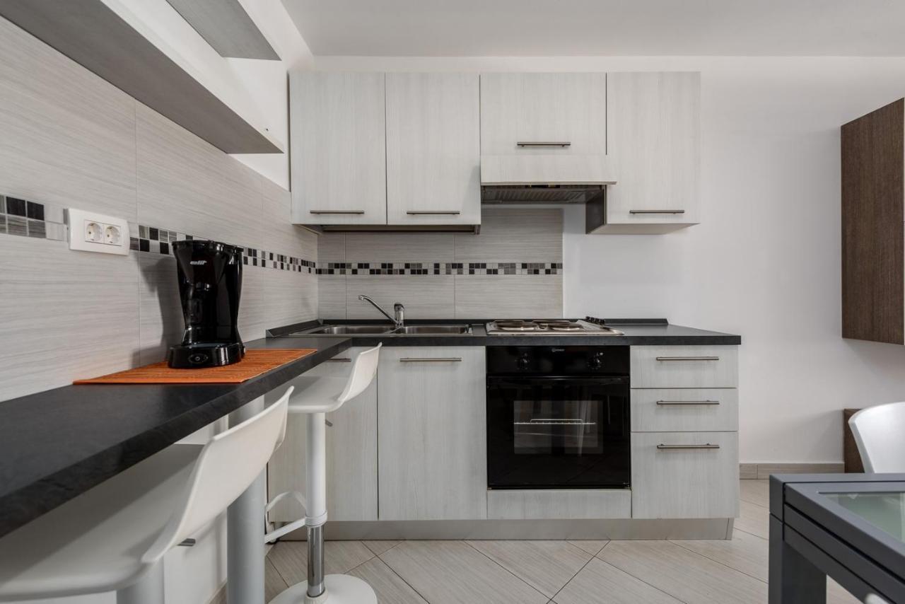 Apartments Dante Umag Kültér fotó